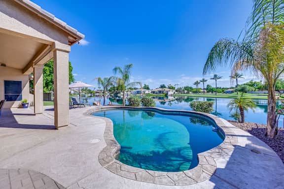 Chandler Lakefront Heated Pool • Golf, Sunsets - Image 4