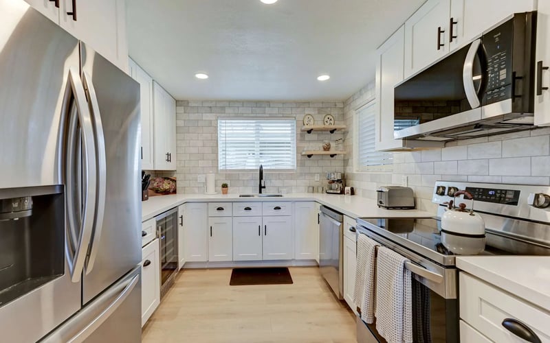 Old Town Scottsdale Condo — kitchen